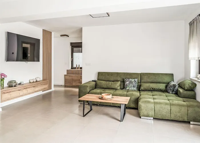 Arni By Interhome Semesterbostad